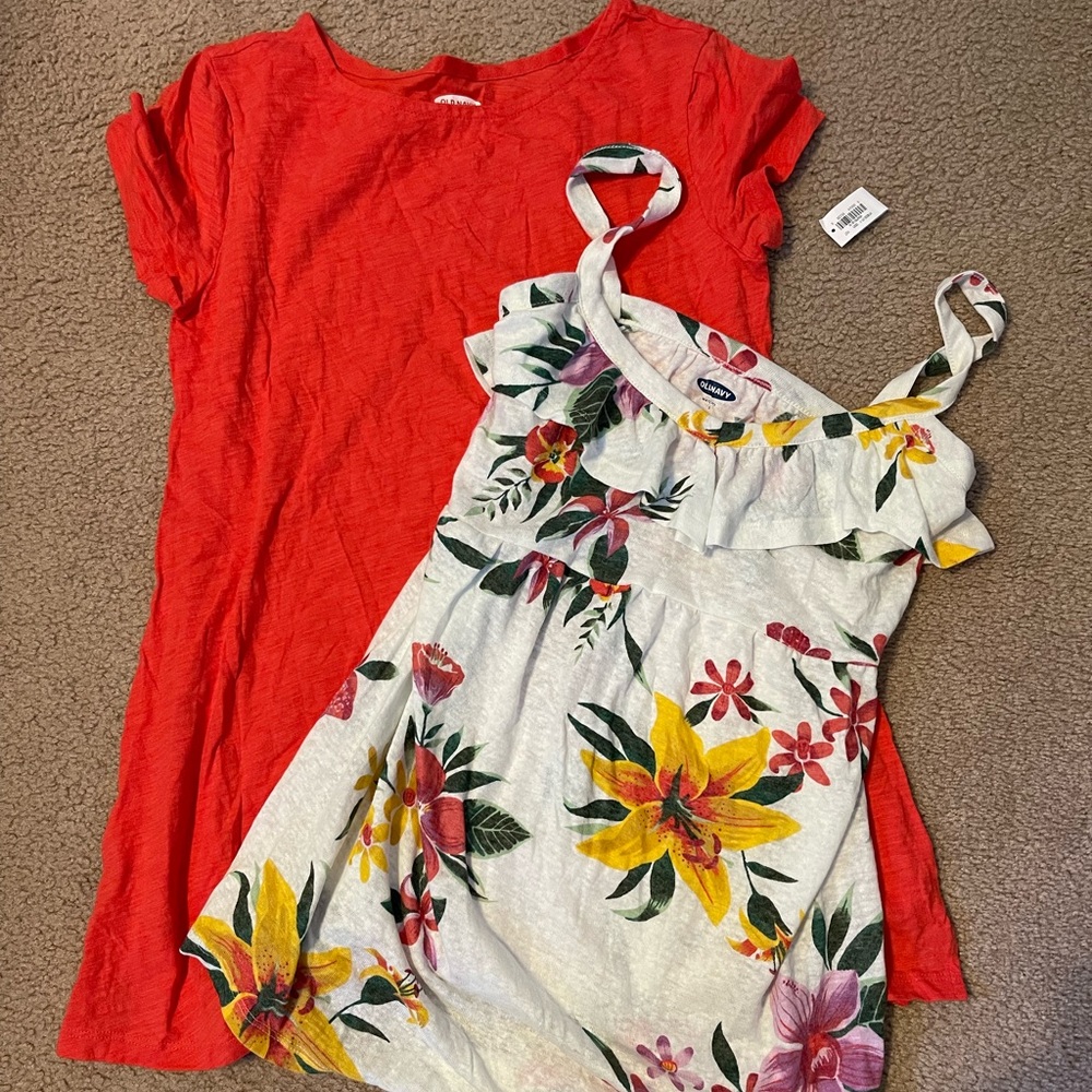 Old Navy spring maternity tops bundle size small NWT - Picture 1 of 9